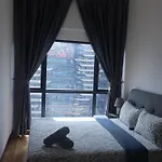 Reizz Residence By Tr Suites